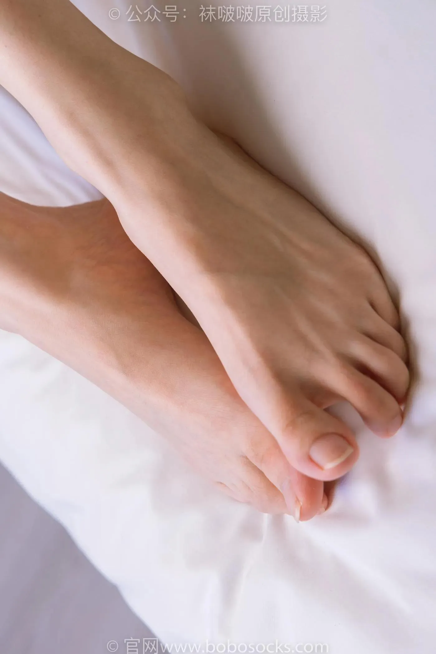 [BoBoSocks袜啵啵]NO.180 苏苏-高跟鞋、肉丝、裸足、踩酸奶剧情 [161P]插图2